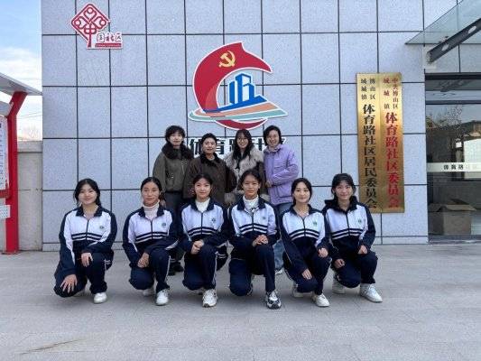 ：专业护幼进社区亲子巧手共成长pg电子免